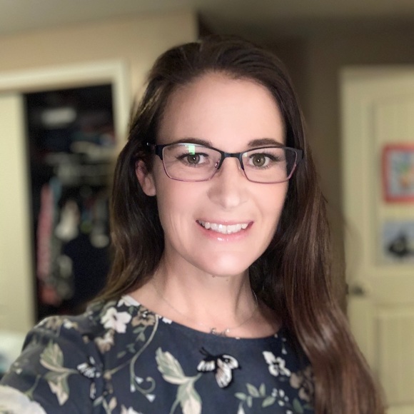 Meet your Posher, Jill - Picture 2 of 3